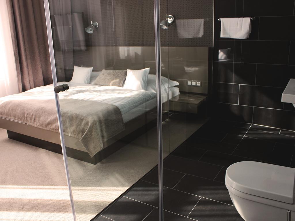 Hotel Lev Levice Εξωτερικό φωτογραφία